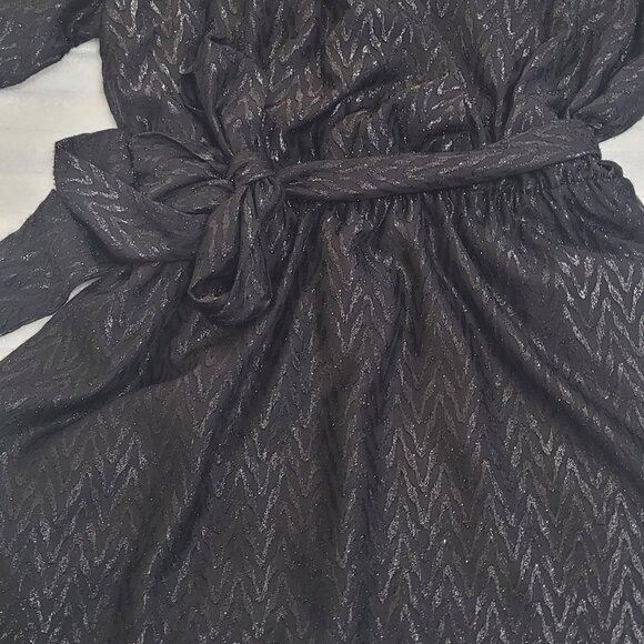 City Chic Black Shimmer Wrap Dress XL/22 – Metallic, Flowy Sleeve, Evening - Picture 2 of 4
